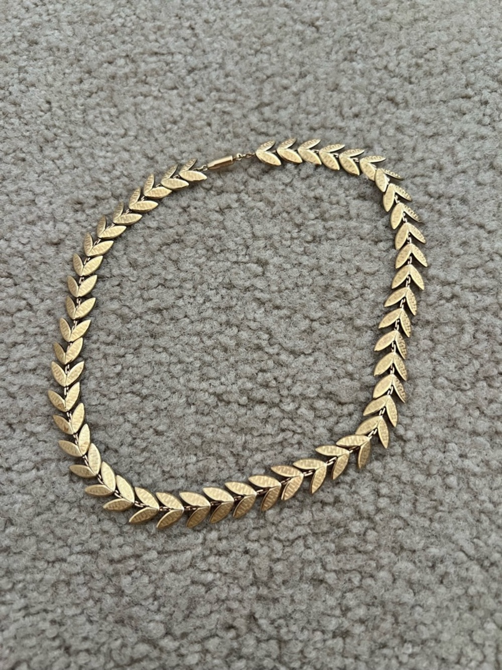 Krementz Vintage Women's Gold Leaf Link Necklace